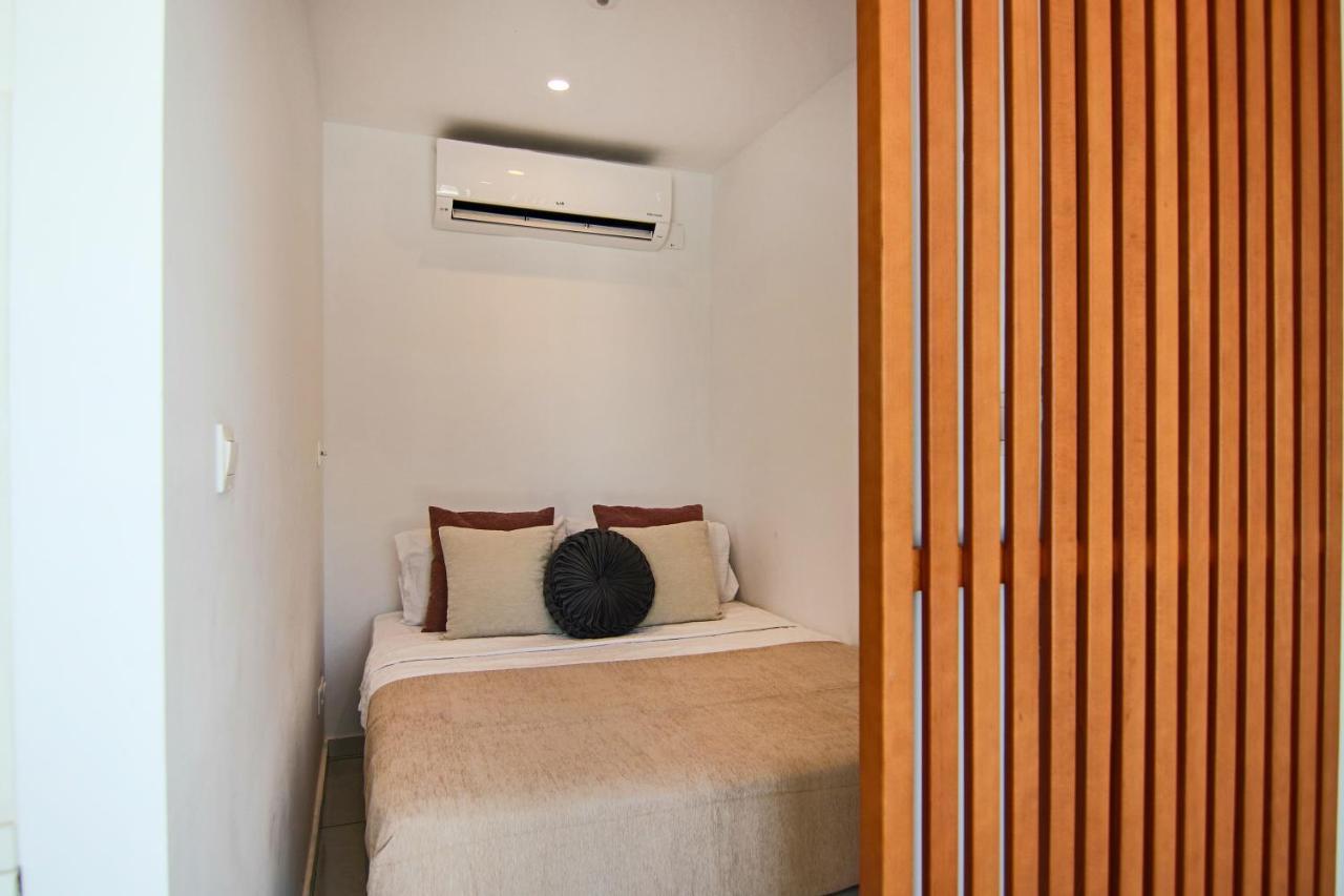 Phaedrus Living - Seaside Luxury Flat Harbour 105 Paphos Exterior foto